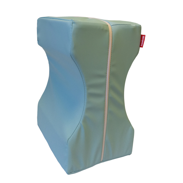 210612-4 HAN 03A - rehabilitační klín mezikolenní, omyvatelný (26x20x14) H3060