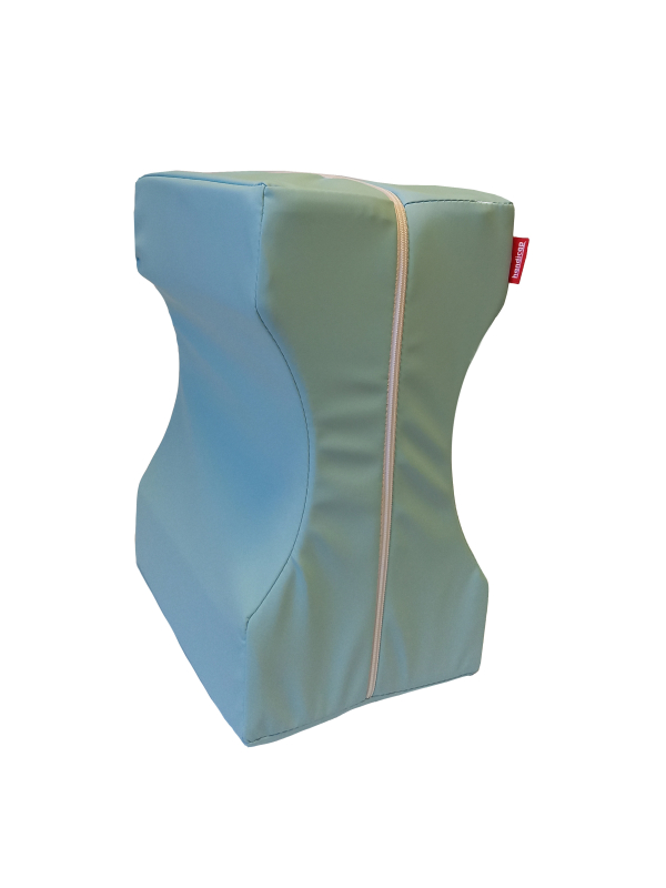 HAN 03A - rehabilitační klín mezikolenní, omyvatelný (26x20x14) H3060